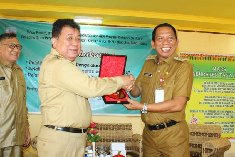 Tingkatkan Kemampuan Koperasi, DISPERINDAKOP dan UKM Tana Tidung gelar Pelatihan Perkoperasian kepada IKM/UKM